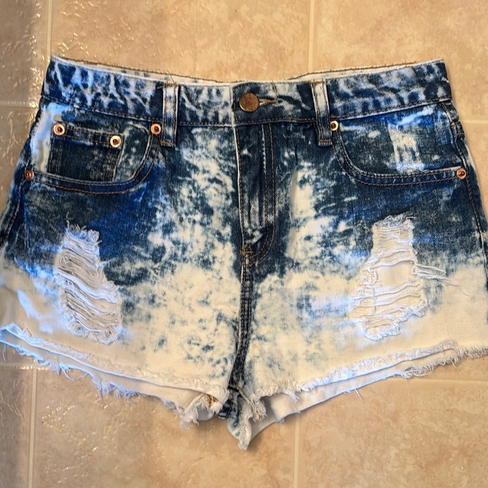 Forever 21 Denim Tie-Dye Women Shorts size 25